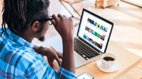 How to boost your social media strategy with Generative AI 